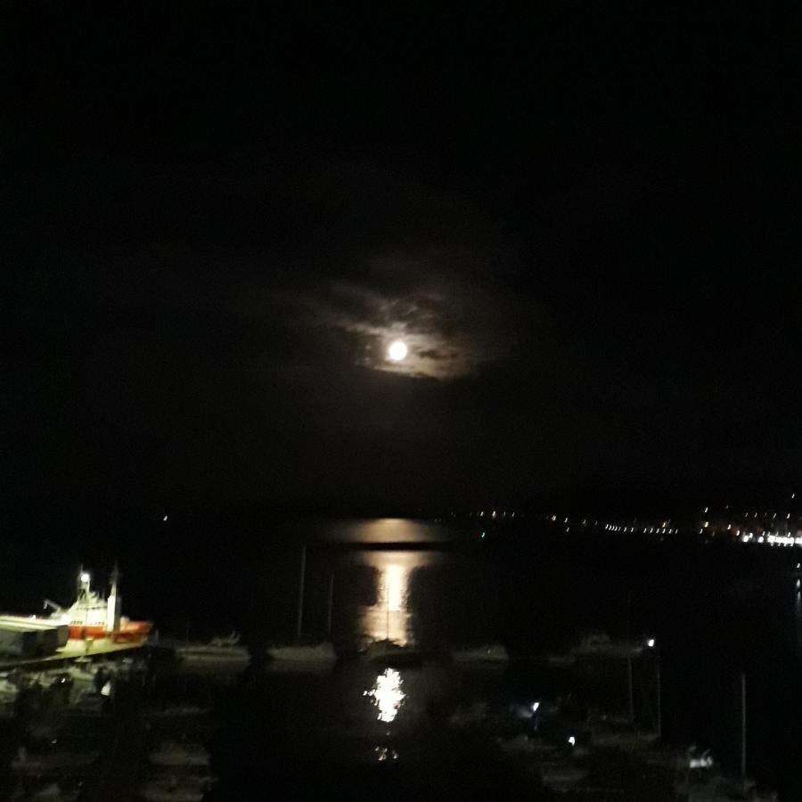Seaview Kavala Port公寓 外观 照片
